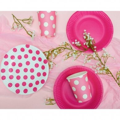 Paper plates Solid colour, magenta, 18 cm, 6 pcs 1